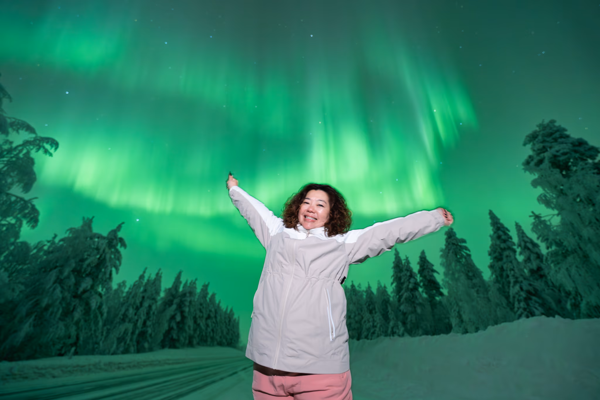 Foto reale di aurora da un tour Lapland Explorers